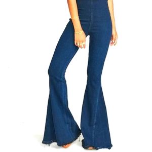 show me your mumu berkely bells long denim flare jeans - M